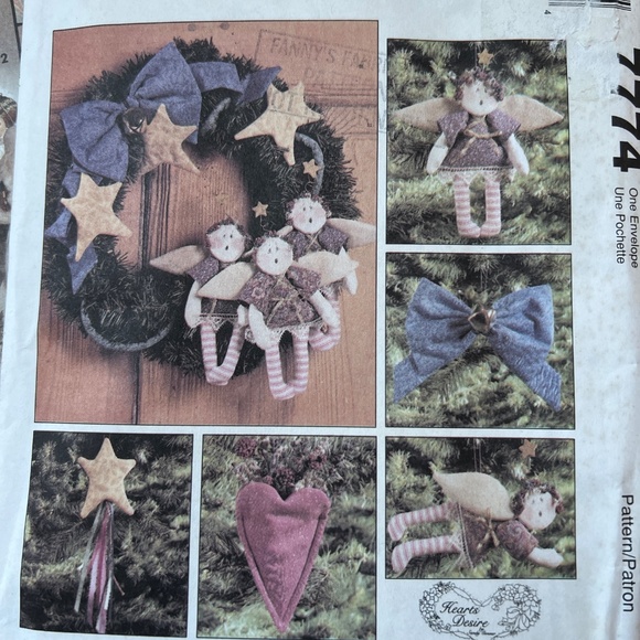 Sew 5 Christmas Patterns McCalls Vintage Santa Tree Stocking Wreaths 1990s - Picture 5 of 10